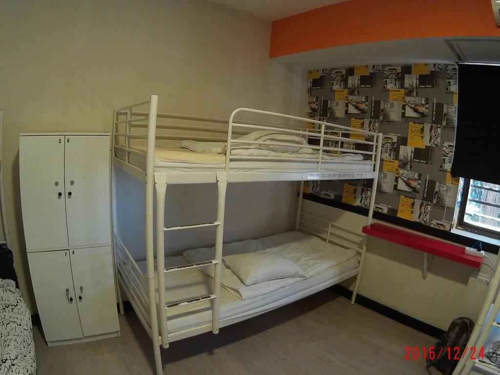 Hostels Meetingpoint Madrid Esterno foto
